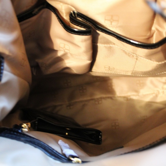 IMAN black designer faux leather bag - Picture 7 of 8